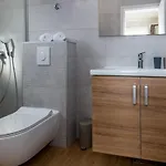 Apartament Mare *